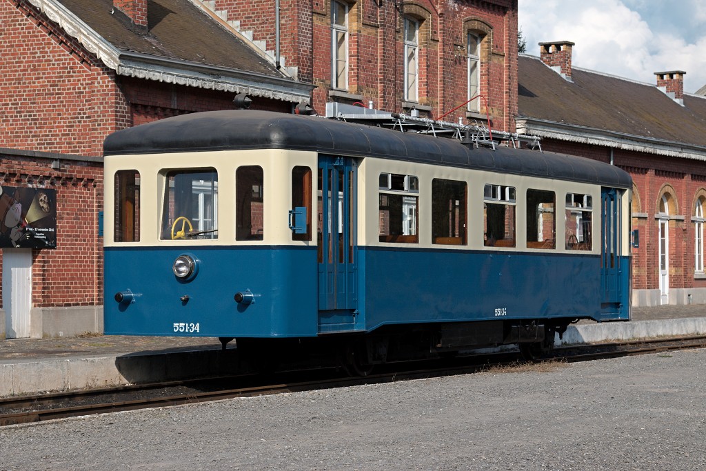 spoorweg spoorwegen hdr ns trein treinen locomotief verkeer transport openbaar vervoer spoor stoomlocomotief station
